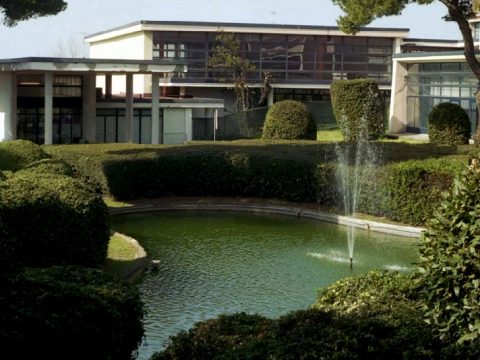 La fabbrica ex Olivetti a Pozzuoli oggi Comprensorio Olivetti