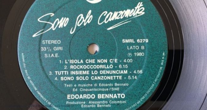 Sono solo canzonette, pubblicato nel 1980, è un concept album di Edoardo Bennato, ispirato alla storia di Peter Pan