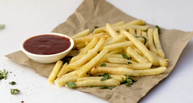 Le patatine fritte sono pericolose per la mia salute perchè contengono dei prodotti cancerogeni