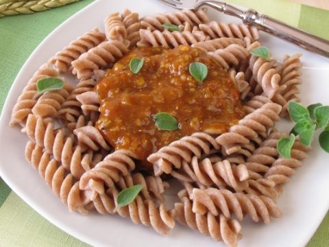 Pasta integrale: un ottimo alimento dalle numerose proprietà che piace