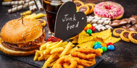 Cibo spazzatura o junk food, cosa s'intende?