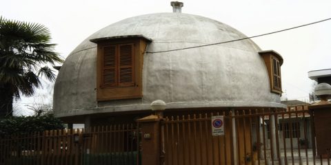 Case igloo o a funghetto, curiosità architettoniche nel quartiere della maggiolina Milano