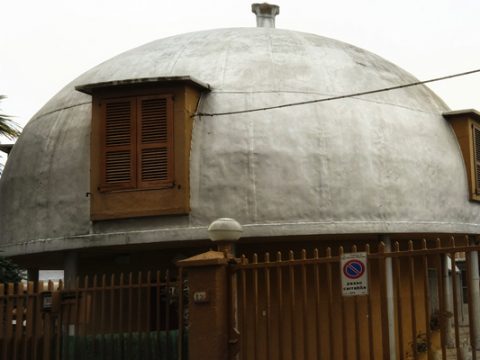 Case igloo o a funghetto, curiosità architettoniche nel quartiere della maggiolina Milano