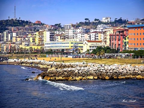 Bagnoli, un antico quartiere sul mare