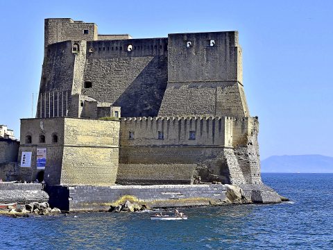 La leggenda di Castel dell’Ovo