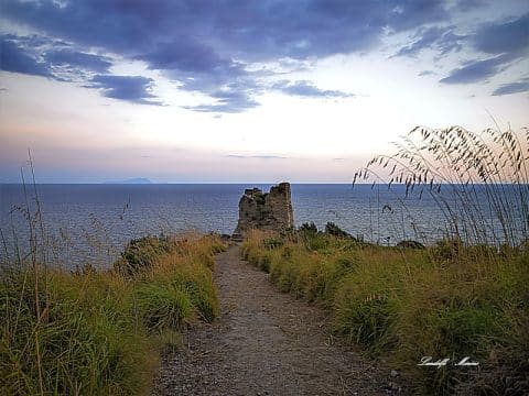 La Torre di Scauri detta la Torre Quadrata