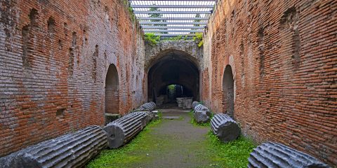 L’Anfiteatro Flavio di Pozzuoli, il gemello del Colosseo