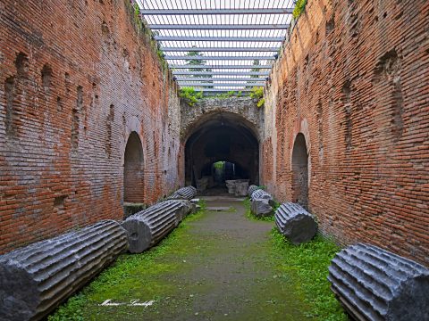 L’Anfiteatro Flavio di Pozzuoli, il gemello del Colosseo