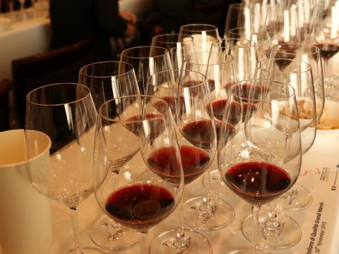 I Vini del Piemonte on tour a Napoli il 13 marzo con assaggio ai Barolo