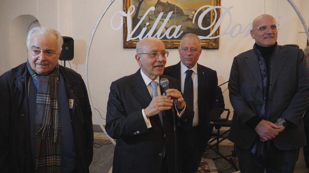 Professore Montemarano e la sua festa straordinaria per gli auguri di Pasqua a Villa Domi