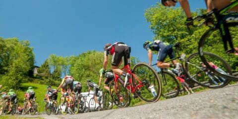 Jovanotti firma la sigla della 107 edizione del Giro d'Italia