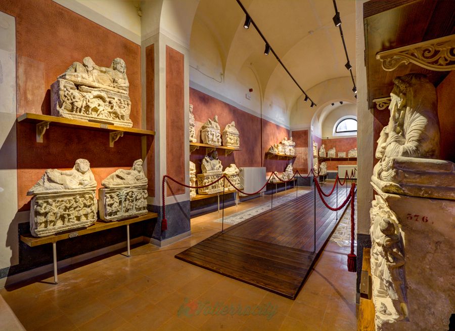 Volterra - Museo etrusco Guarnacci