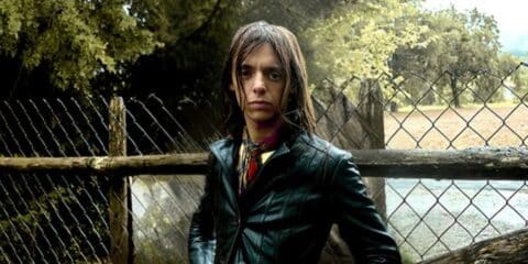 Lucio Corsi debutta a Sanremo 2025 con "Volevo essere un duro": tra sogni, realtà e glam rock