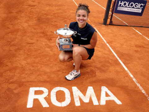 Jasmine Paolini regina di Roma: trionfo storico agli Internazionali BNL d’Italia 2025!