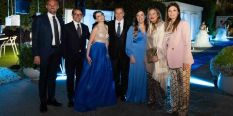 “Starry Party” da Sogno per i 18 Anni dell’Attrice Federica Vecchione: Una Festa tra Cinema, Moda e Emozioni