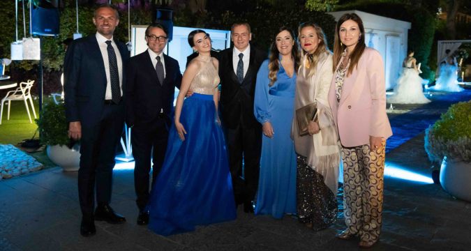 “Starry Party” da Sogno per i 18 Anni dell’Attrice Federica Vecchione: Una Festa tra Cinema, Moda e Emozioni