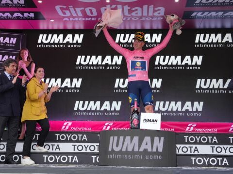 Pedersen: Maglia Rosa al Giro108