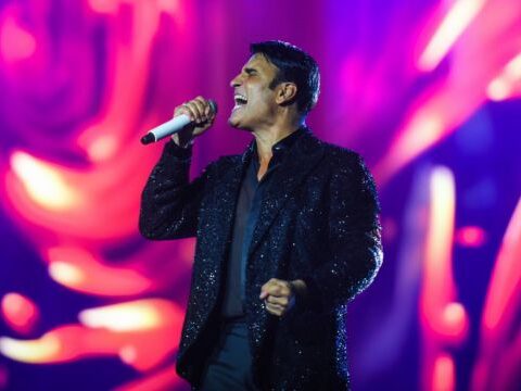 Sal Da Vinci torna con “L’amore e tu”: un inno struggente all’amore eterno