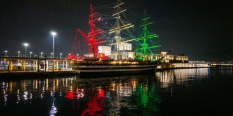 Vespucci a Napoli: oltre 33.000 visitatori per la nave più bella del mondo