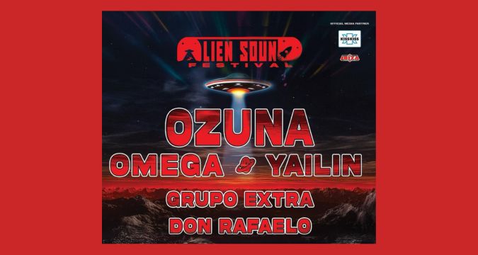 Il pubblico del festival alla Ex Base NATO di Bagnoli durante l’Alien Sound Festival 2025