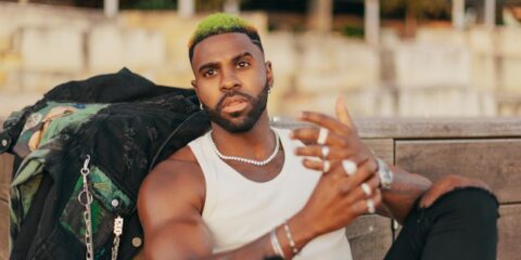 Sabato 21 giugno la popstar mondiale Jason Derulo si esibirà live nello storico club romagnolo . Inizio della stagione con un evento internazionale attesissimo.