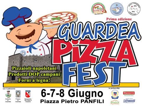 "Forni a legna e pizze napoletane fumanti durante il Guardea Pizza Fest 2025 in Piazza Panfili"