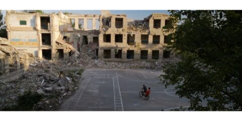 “Location Negata”: il cinema che dà voce ai luoghi dimenticati all’Ischia Film Festival 2025