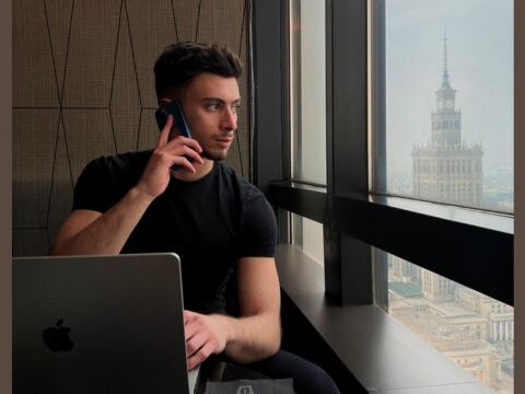 Nicolò Parodi in viaggio tra business e storytelling digitale