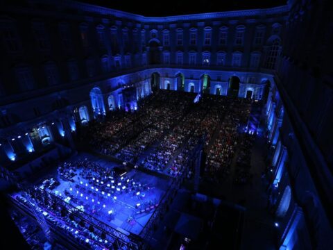 Due serate imperdibili tra danza, musica classica e rock: il festival “Un’Estate da RE” chiude in bellezza alla Reggia di Caserta con i grandi nomi del Teatro alla Scala e Edoardo Bennato.