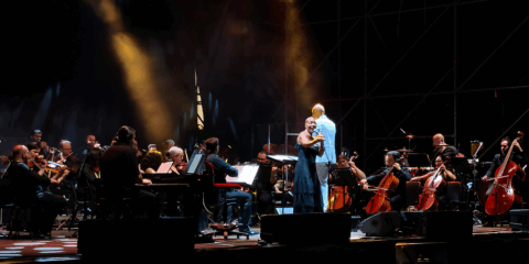 Amii Stewart incanta Cosenza: anima soul e raffinatezza sinfonica alla Rendano Arena