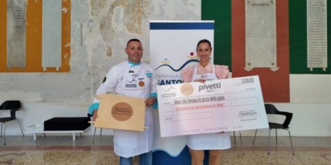Consegna dell’assegno alla Fondazione Santobono da parte di Accademia Iannucci e Molini Pivetti
