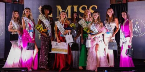 Finaliste Miss Woman Italia a Villa Signorini per Save the Children