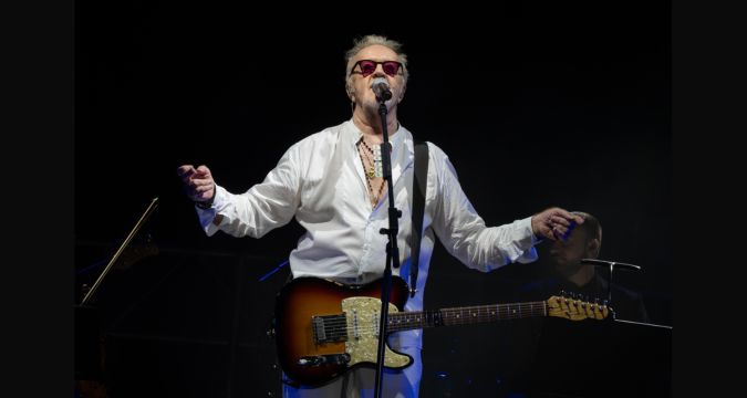Umberto Tozzi live a Diamante durante il Notte Rosa Final Tour