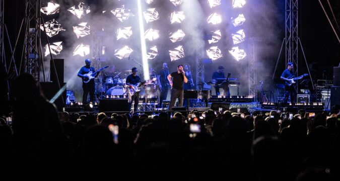 Tony Colombo continua a incantare il pubblico con il suo Europe Tour 2025: sold out ovunque e un nuovo singolo in arrivo il 25 agosto.