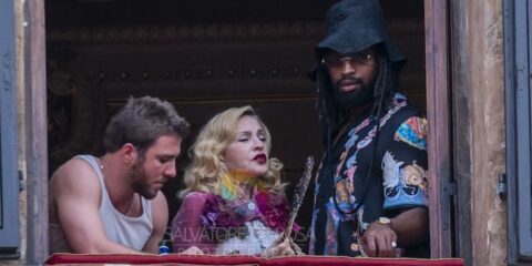 Madonna festeggia il compleanno in Toscana tra Firenze, Siena e il Palio