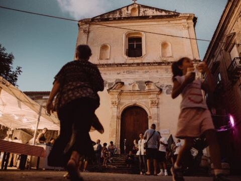 Festival femminista Minestra 2025 a Longobardi – evento Gynestra