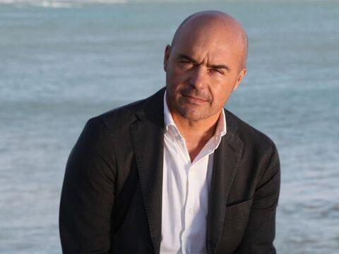 Salvo Montalbano e la squadra di Vigàta nella serie Rai