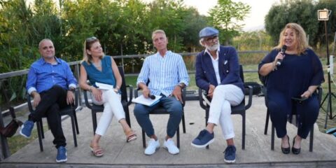 Presentazione Il mercante di seta nera Antonio Centomani Longobardi Marin