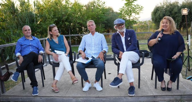Presentazione Il mercante di seta nera Antonio Centomani Longobardi Marin