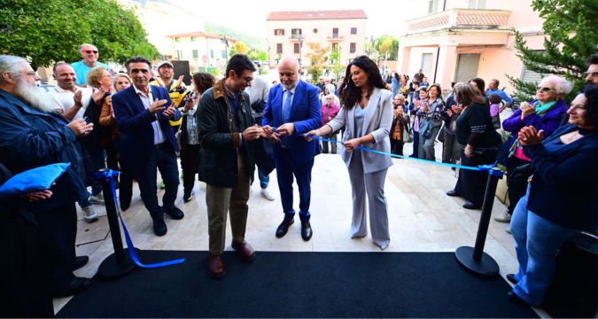 Riapertura del Cineteatro Ferrari di Sapri con Gruppo Eventi e il sindaco Antonio Gentile