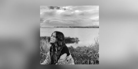 Matilde Montanari presenta “Ogni goccia”: una canzone per rinascere dopo le cadute Matilde Montanari, cantautrice e bassista romagnola, presenta il singolo Ogni goccia