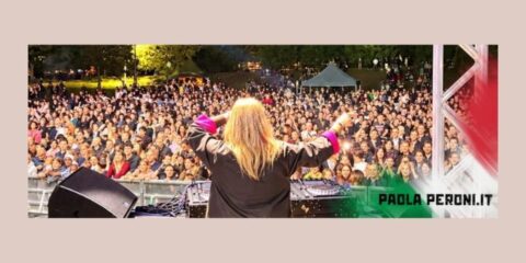 Paola Peroni lancia “Sunkissed Eyes”, il nuovo singolo melodic house Paola Peroni, DJ e produttrice del singolo melodic house Sunkissed Eyes