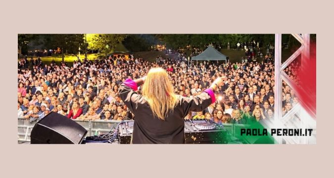 Paola Peroni, DJ e produttrice del singolo melodic house Sunkissed Eyes
