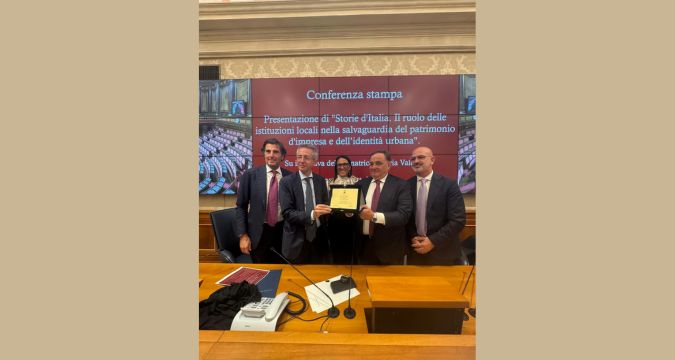 Ugo Cilento premiato con la targa del Comune di Napoli per le imprese storiche e familiari